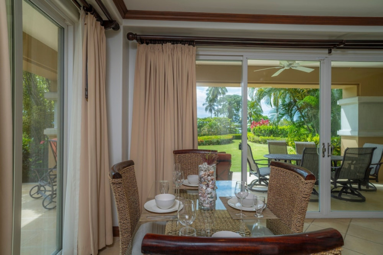 Bay Residence 9F 3 bdr Garden View in Los Suenos