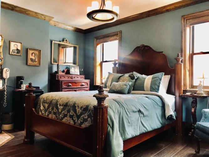 Double Suite
