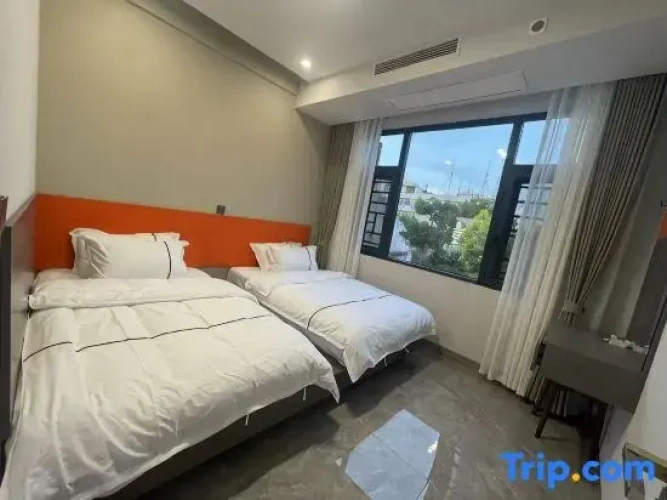 Bed in Dorm