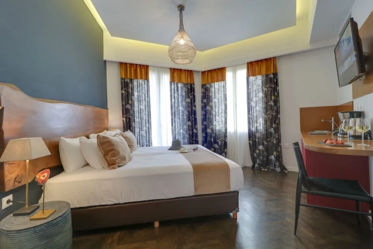 Grand Double room with balcony