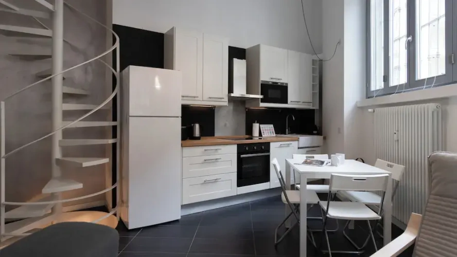 2 Bedrooms Apartment