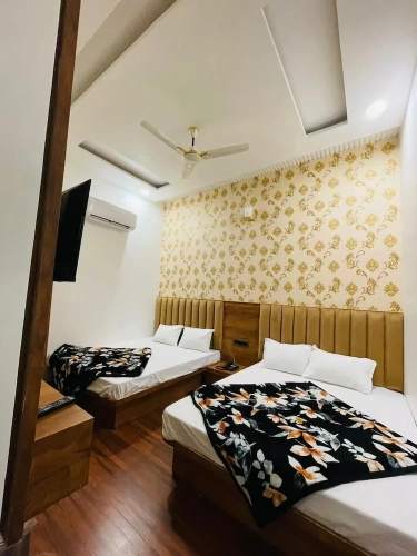 Deluxe Quadruple room