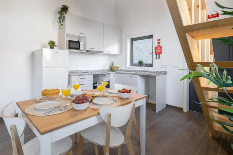 Stylish Duplex House - Terrace & River View