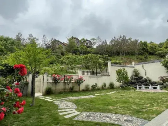 Jingranyuan Mountain Residence