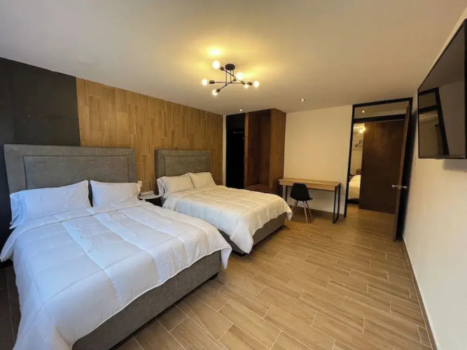 Posh Polanco Apts with Tv and Desk