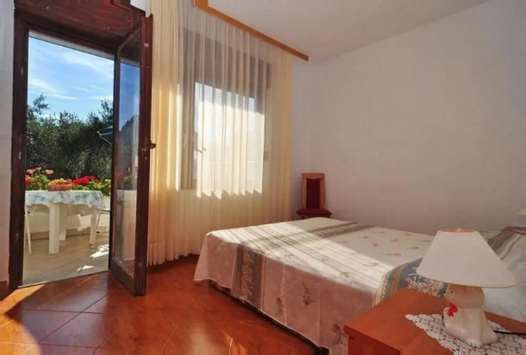 Apartments Jerimih - 120 m from sea