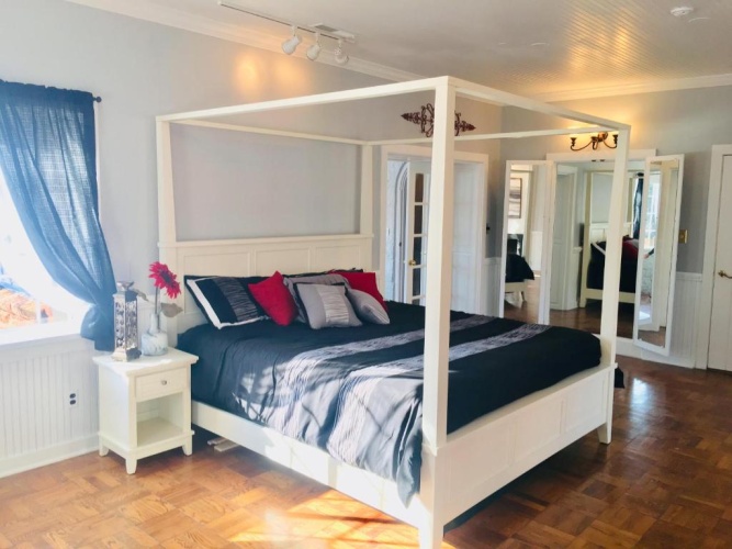 Standard room with lake view