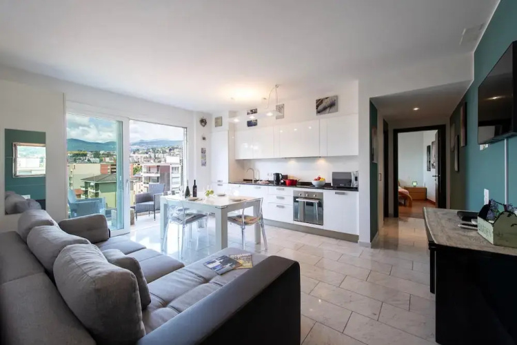 Panoramic Penthouse in Lugano