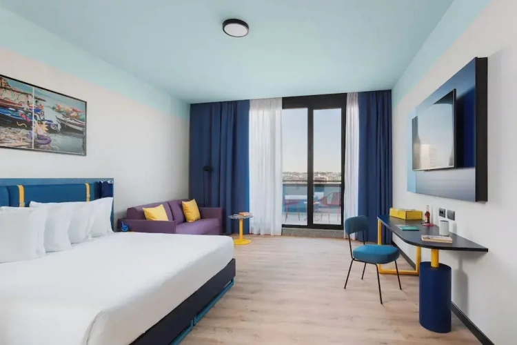 Superior Single room with balcony