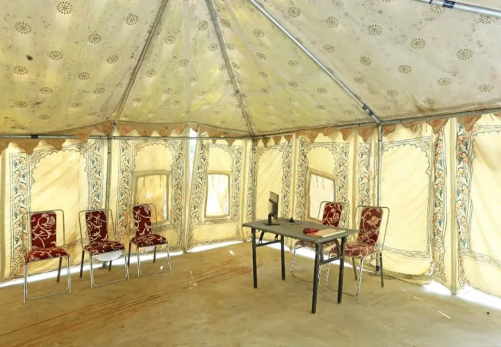 Hotel Jungle Camp