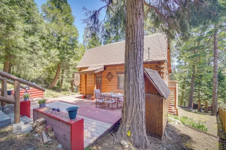 3 Bedrooms Cottage