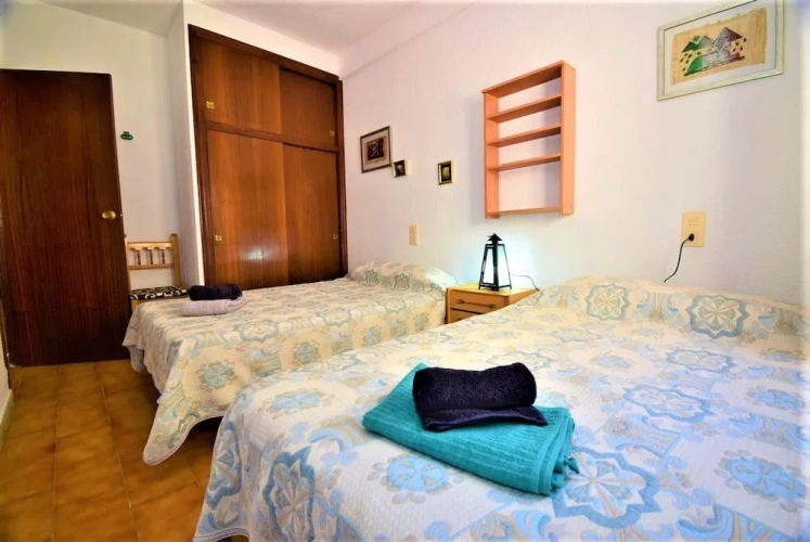2 Bedrooms Apartment with balcony and beachfront