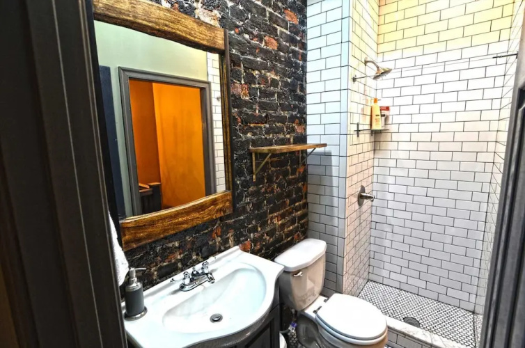 130 Southeast Townhome #1064 - 4 Br Townhouse