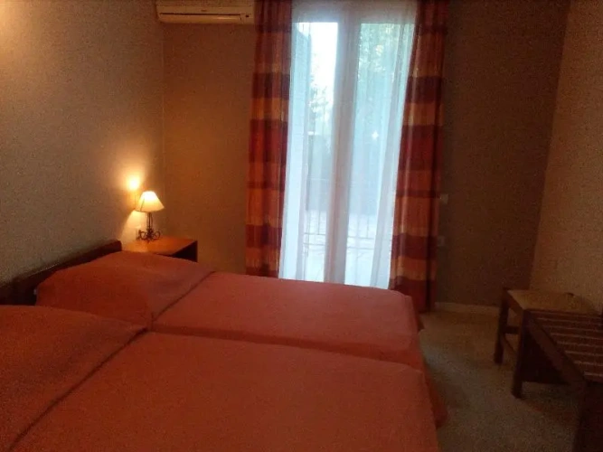 1 Bedroom Apartment with garden view