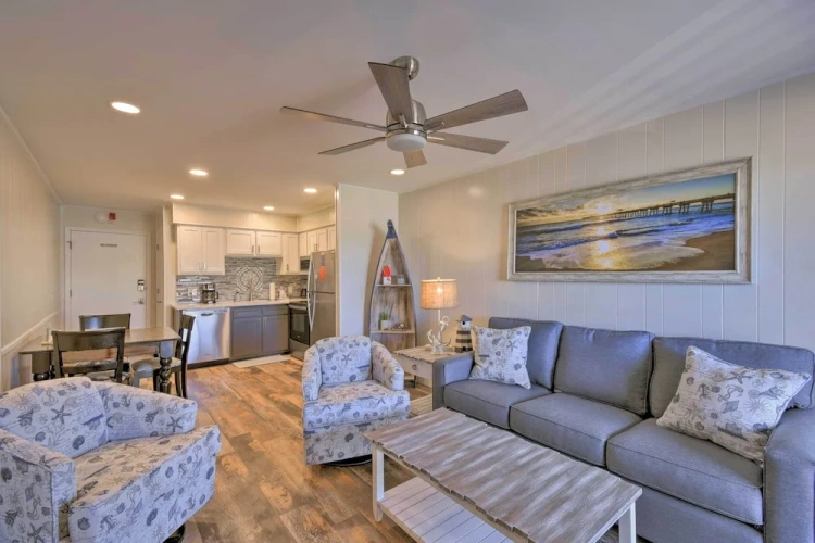 2 Bedrooms Apartment
