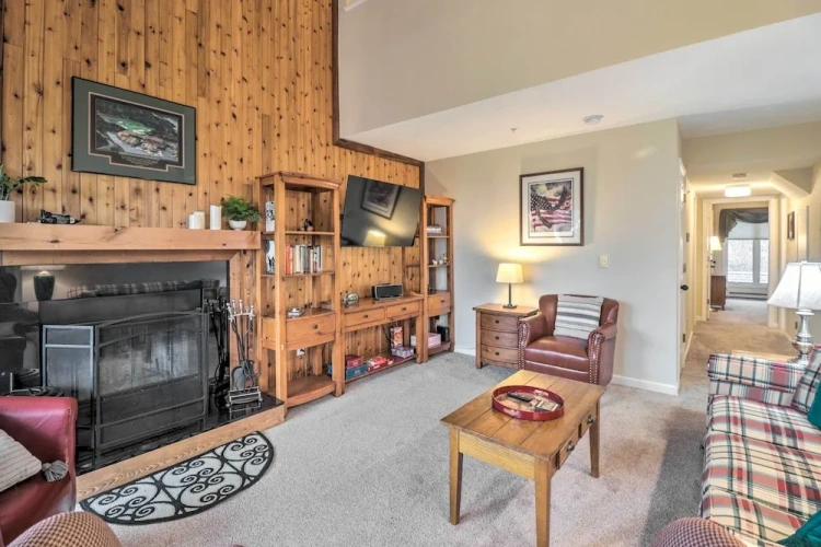 Wintergreen Resort Retreat w/ Skiing Access!