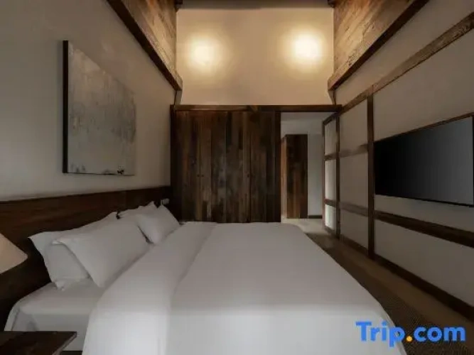 Deluxe Double room with view
