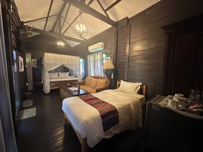 Standard Triple room with balcony