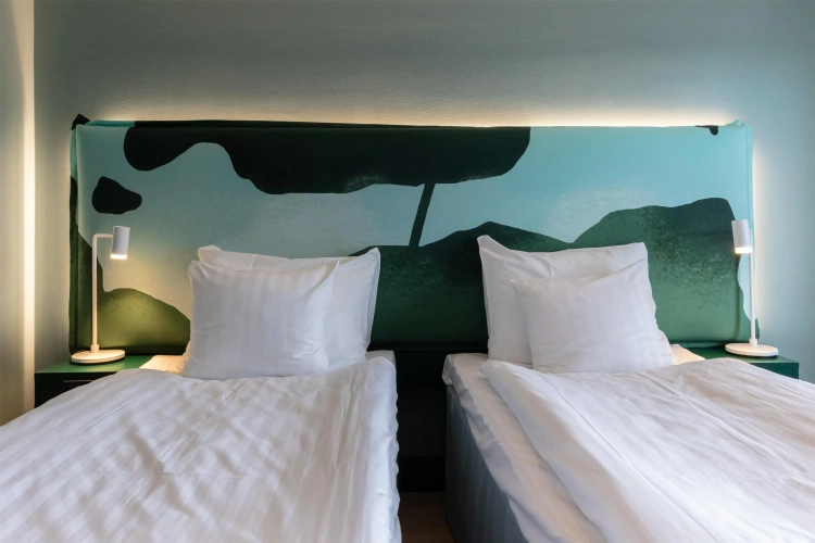 Standard Twin room