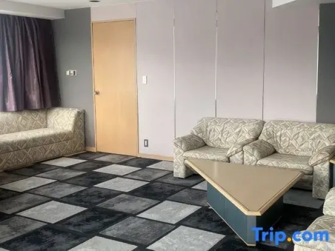 Royal Twin Suite