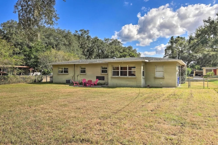 2 Bedrooms Cottage