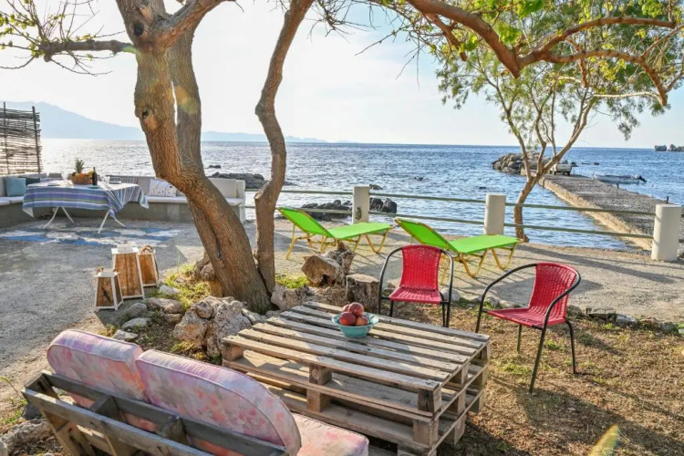 Seaside House in Ravdouha