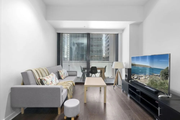 EDWARD, 3BDR Melbourne Apartment