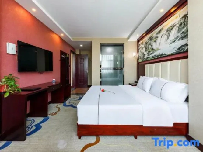 Deluxe Single Suite
