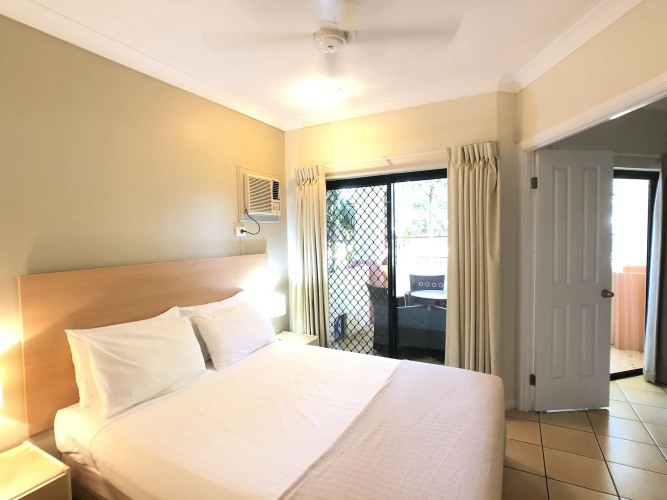 City Plaza Apartments