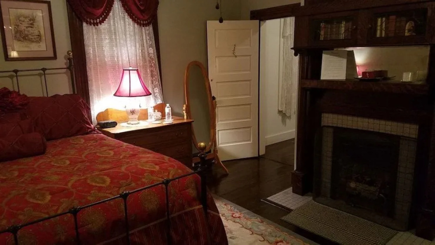 Home Sweet Home Bed & Breakfast