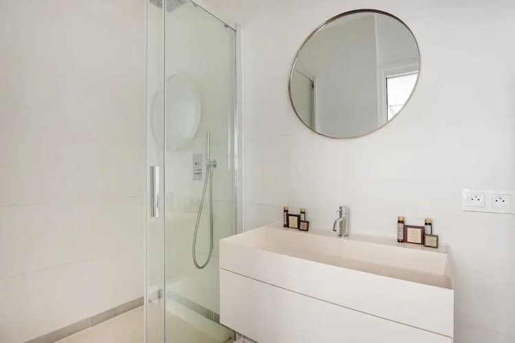 Bright Apartment - 4p/2bd - Sacre-coeur