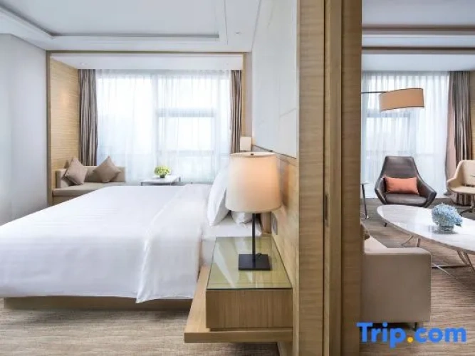 Deluxe Double Suite