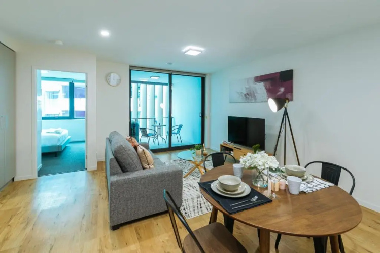 Sofun Apartment On Manning St