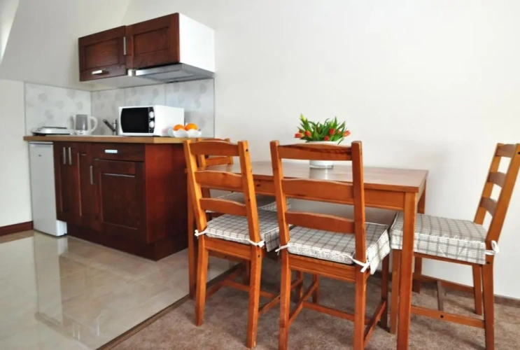 2 Bedrooms Apartment with balcony