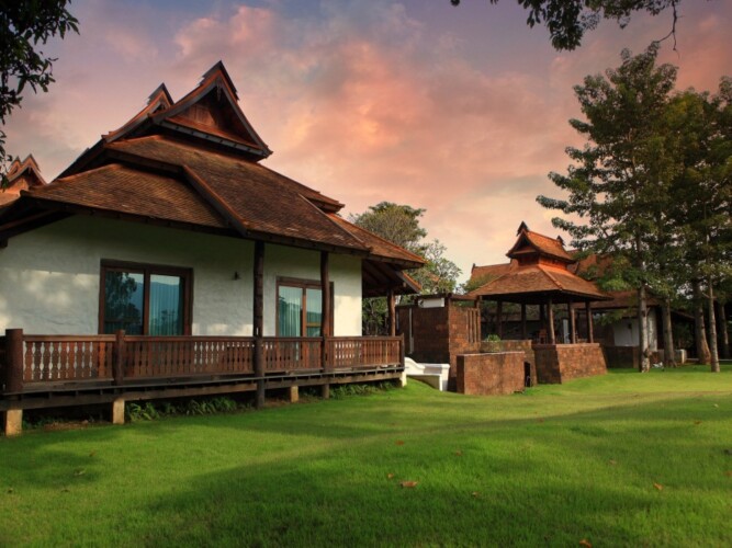 Sibsan Luxury Hotel Rimping Over view