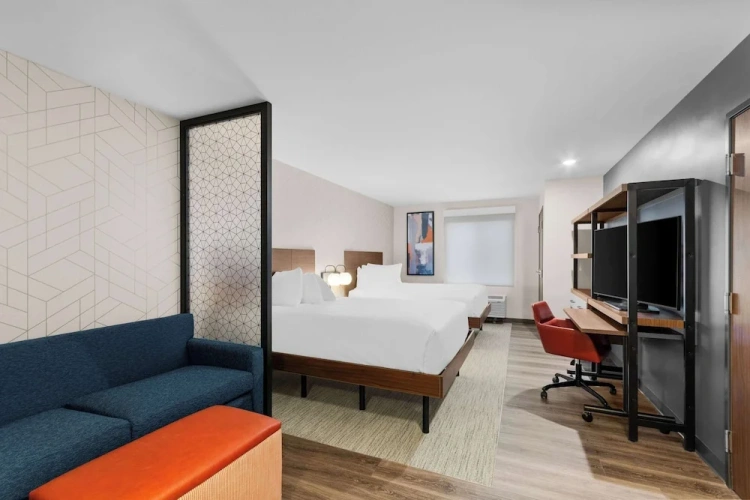 Quadruple Suite