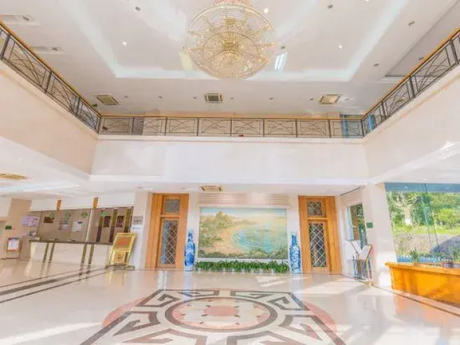 Danfenglin Tourist Hotel