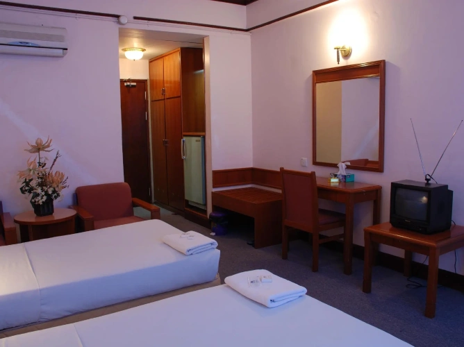 Standard Twin room