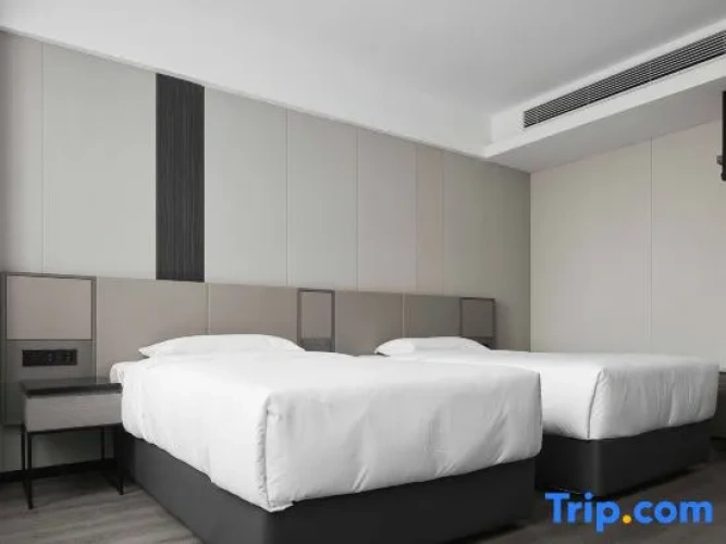 2 Bedrooms Family Suite