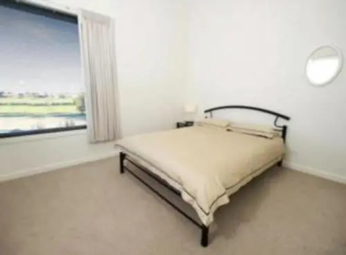 19 Glen Eagles Close