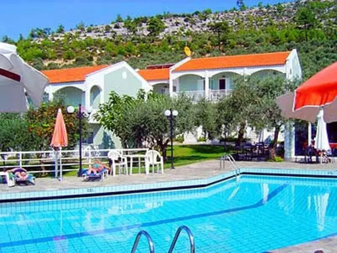 Louloudis Apartments