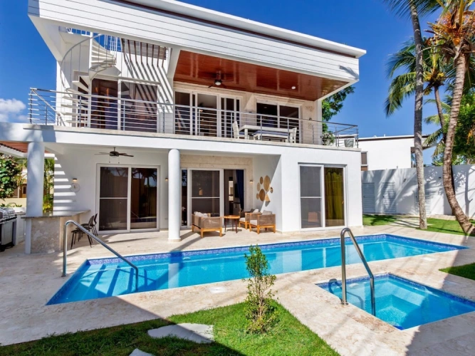Luxury Villa