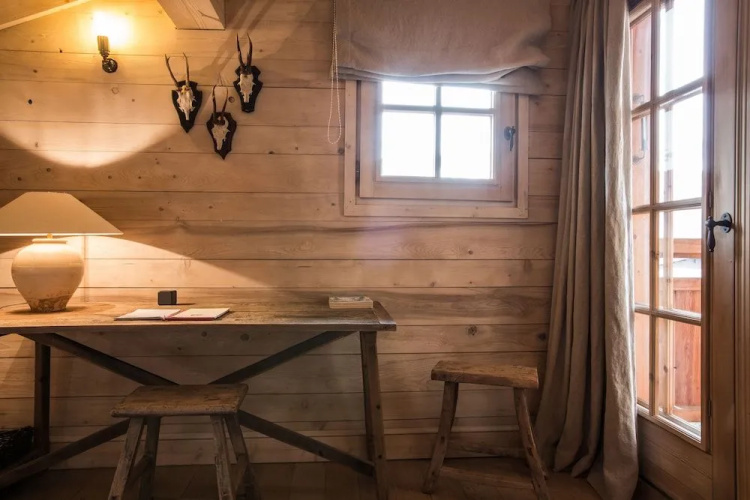 Le Cerf Amoureux Hotel