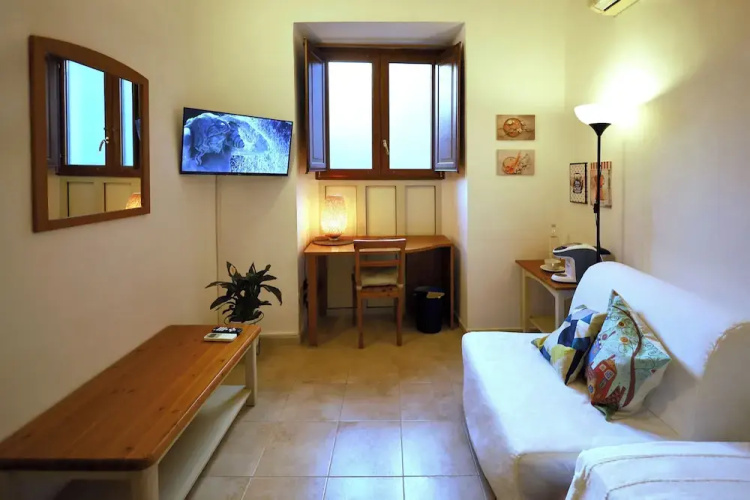 Cataneasy Rooms
