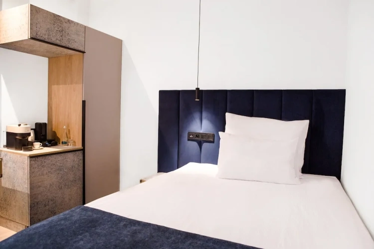 Premium Single room