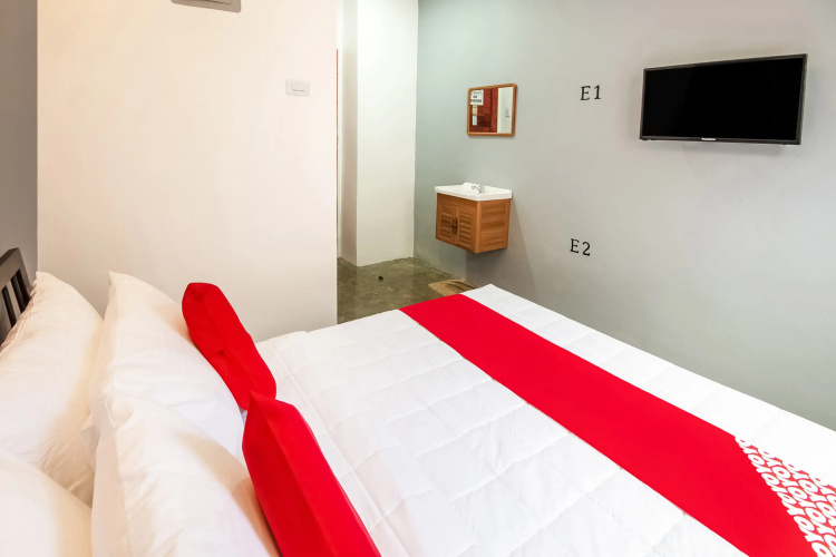 Super OYO 495 The Pocket Hotel