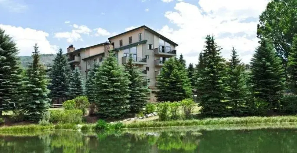GetAways at Falcon Point Resort