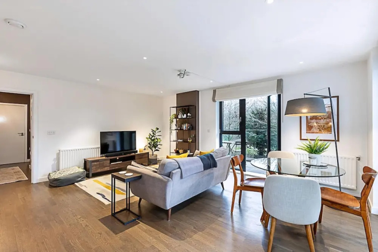 Spacious and Trendy Shoreditch Flat