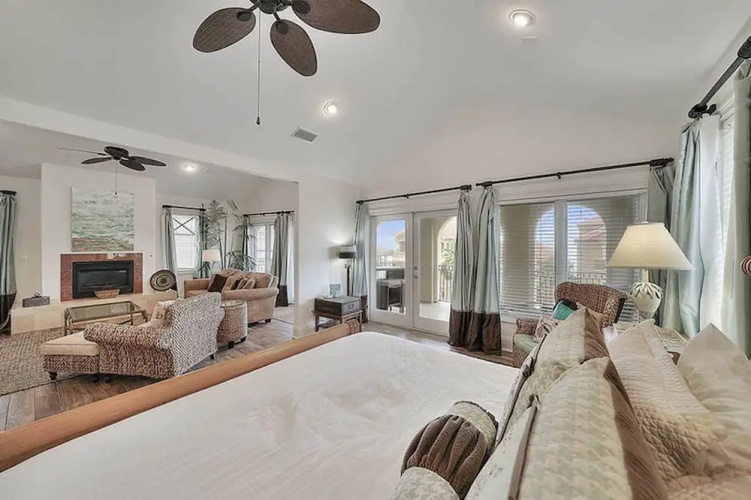 Villa Playa by Five Star Properties