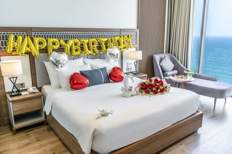 Peninsula Hotel Danang